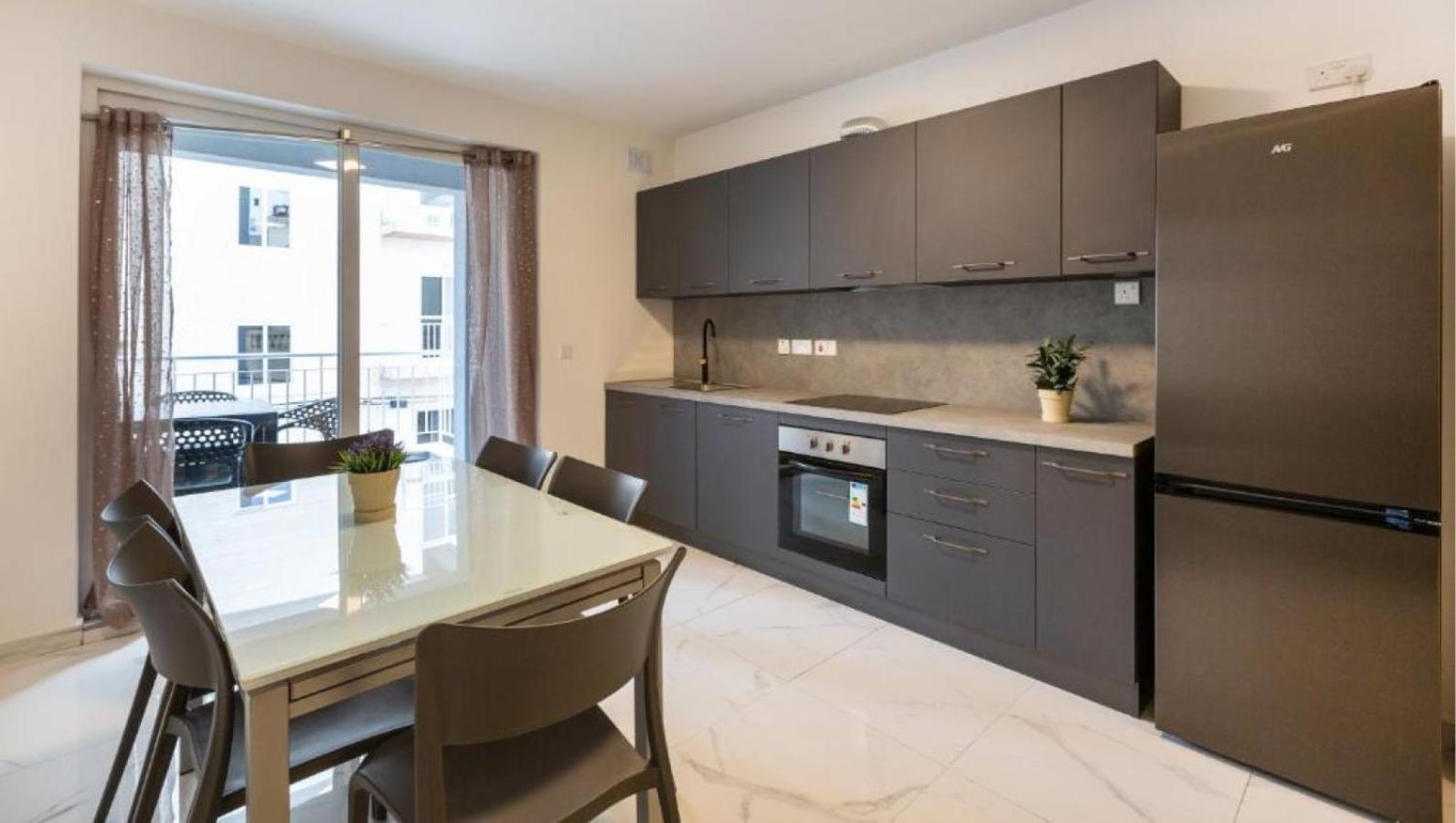 Emerald Suite St. Paul's Bay Ngoại thất bức ảnh