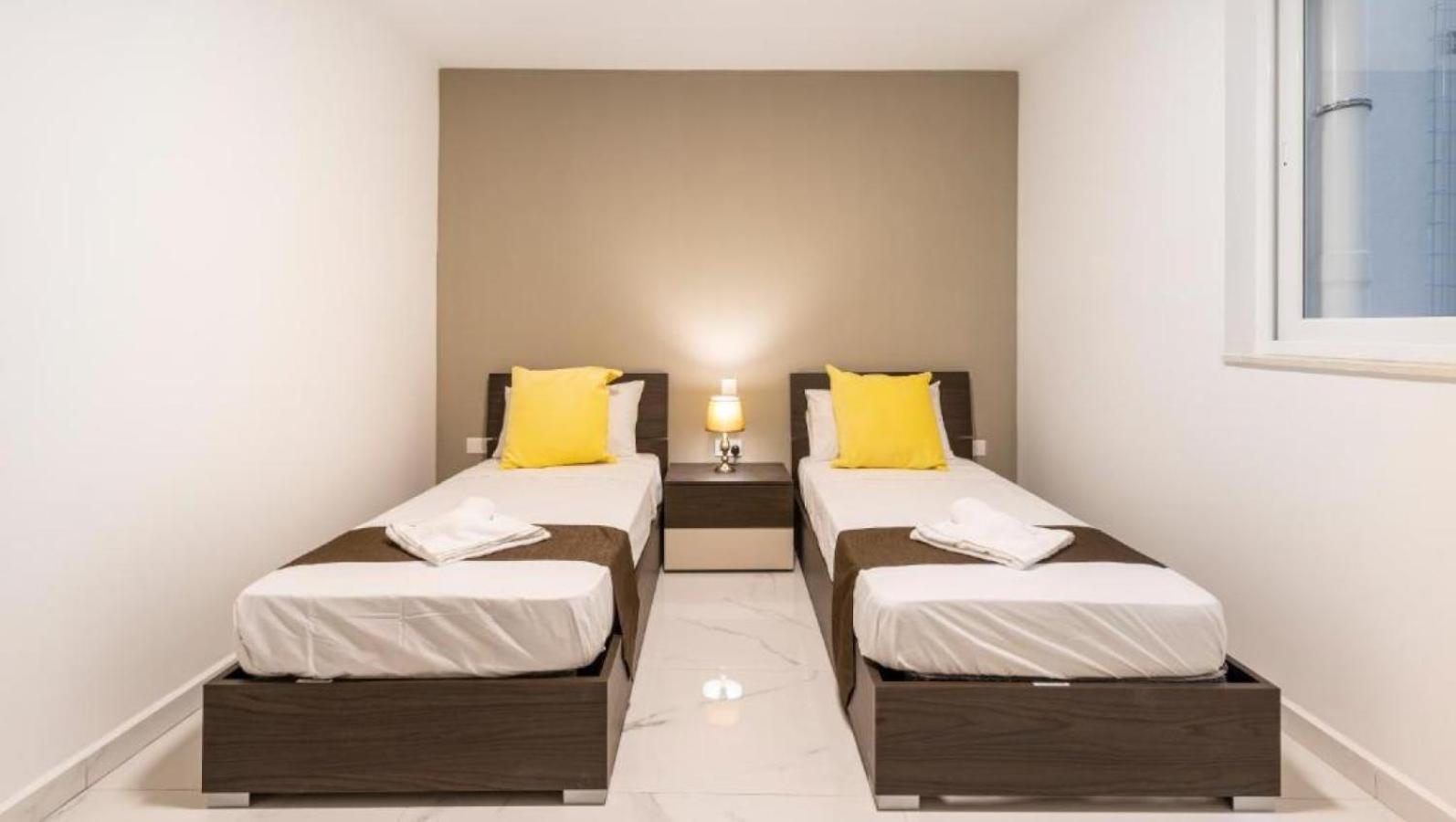 Emerald Suite St. Paul's Bay Ngoại thất bức ảnh